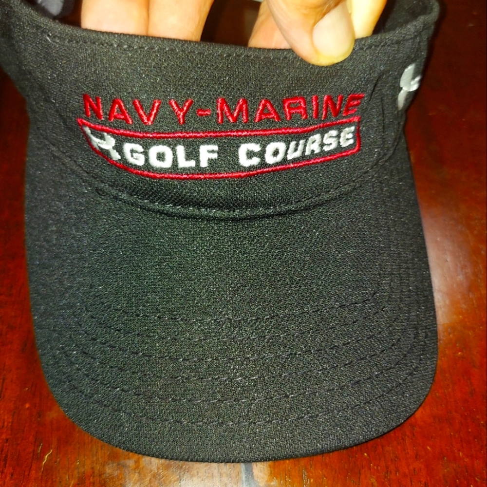 Under Armour Hawaii, Navy Marine Golf Course, Visor Hat. Great used condition
